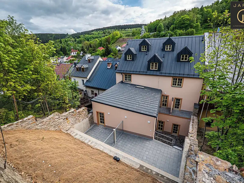 Prodej bytu 2+kk 62 m², náměstí Republiky, Jáchymov, okres Karlovy Vary