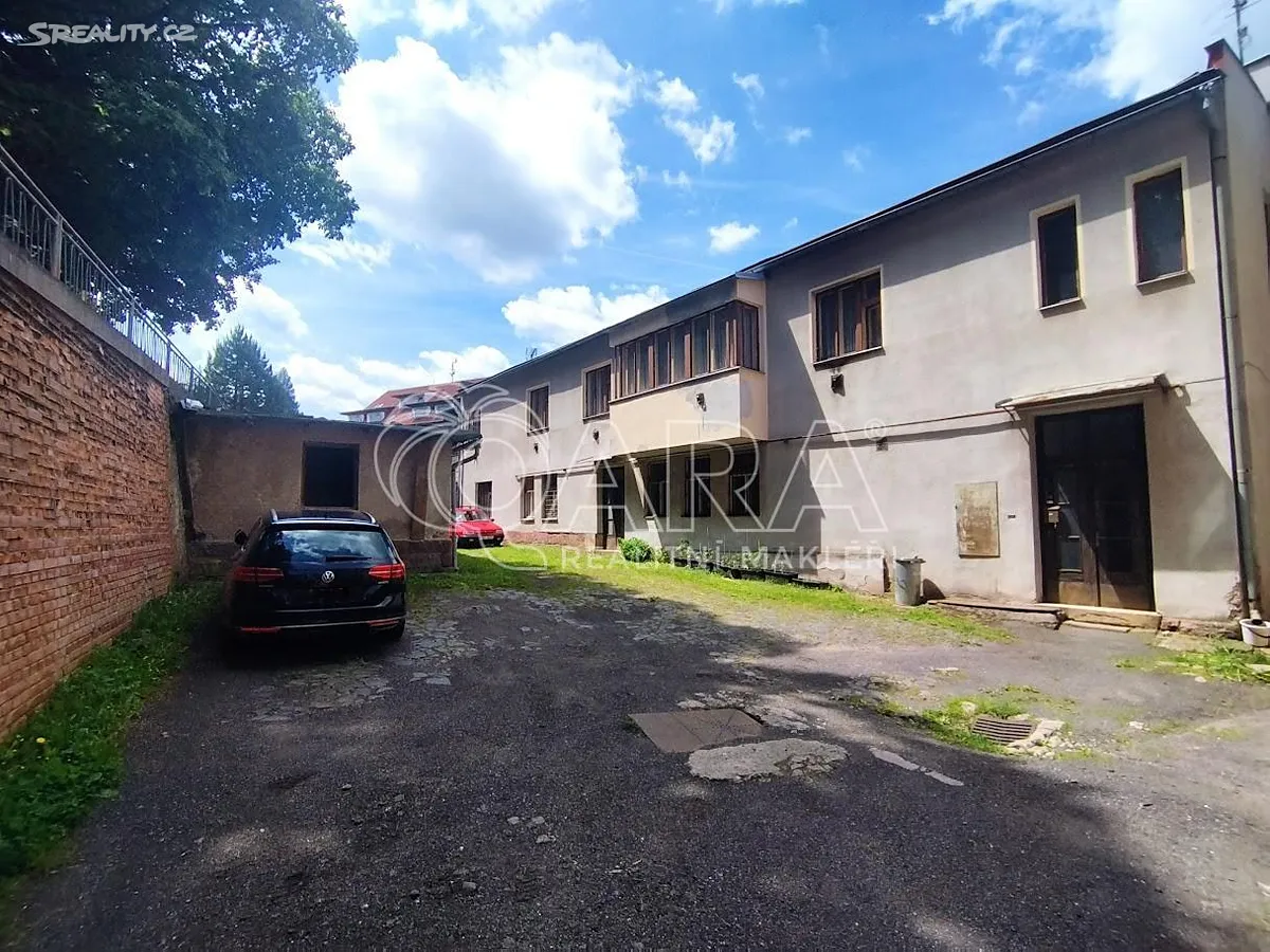 Prodej komerční nemovitosti 358 m², Nová Paka