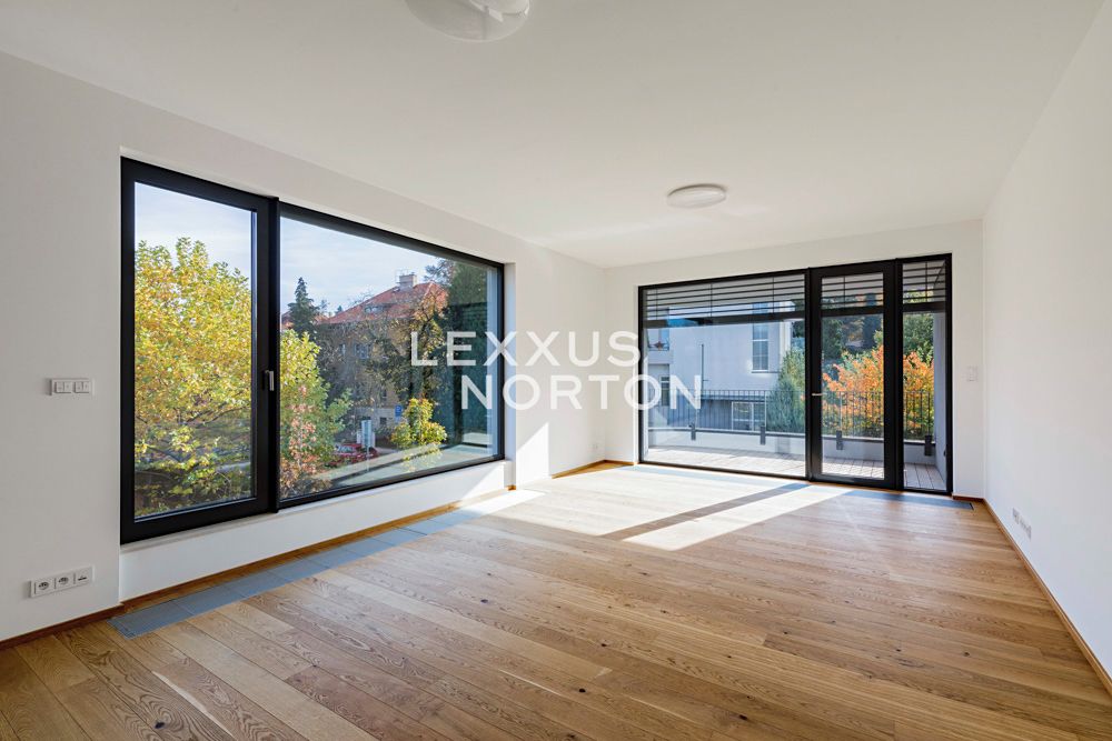 Pronájem bytu 4+kk 138 m²