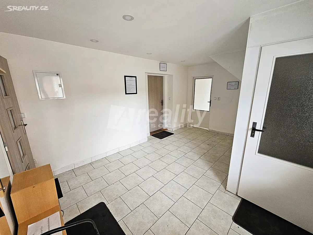 Prodej rodinného domu 169 m², pozemek 389 m² – další