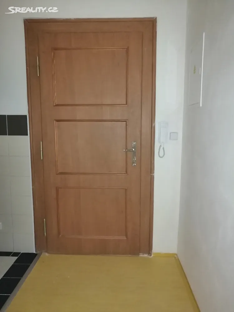 Pronájem kanceláře 19 m² – pohled 3