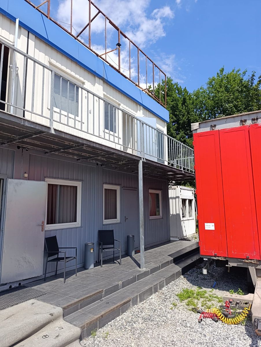 Prodej kanceláře 120 m² – fotografie 3