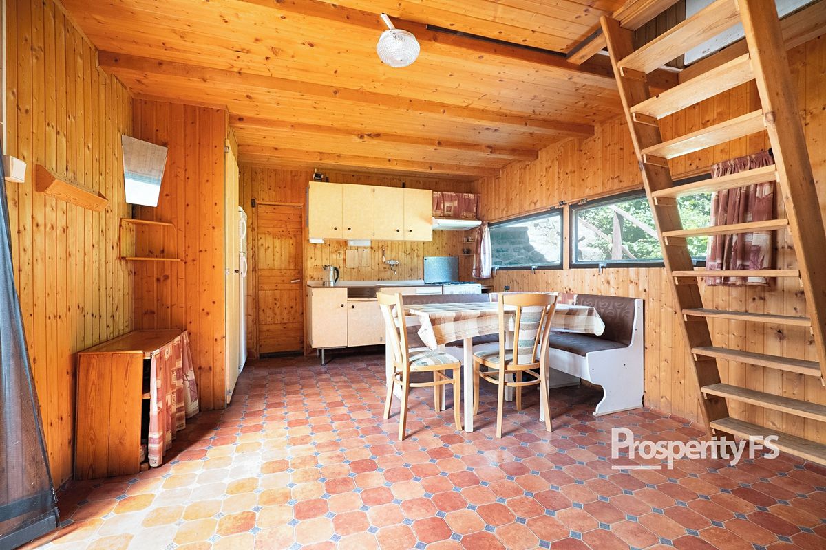 Prodej chaty 45 m², pozemek 90 m² – fotografie 3
