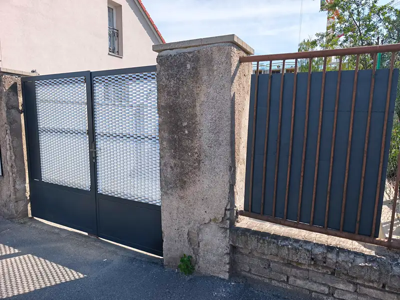 Pronájem garáže 65 m², Kladno – náhled fotky 2