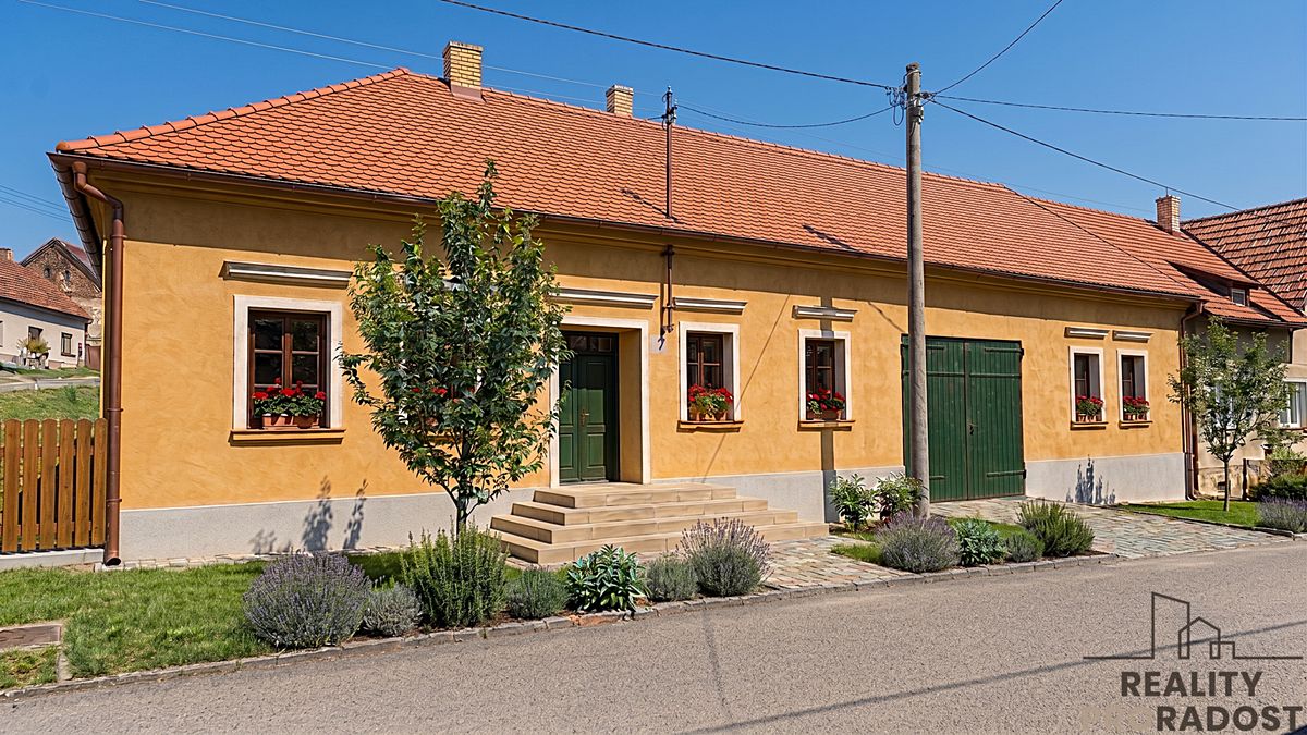 Prodej rodinného domu 97 m², pozemek 508 m² – fotografie 2