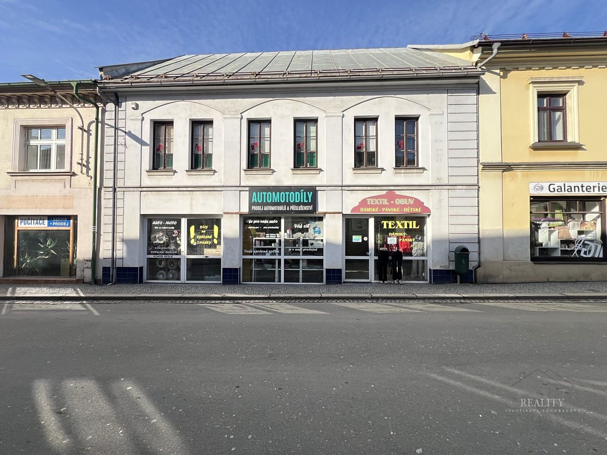 Prodej obchodního prostoru 965 m²