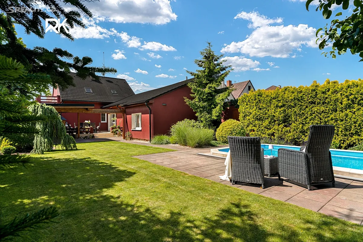 Prodej rodinného domu 180 m², pozemek 653 m², Nebovidy