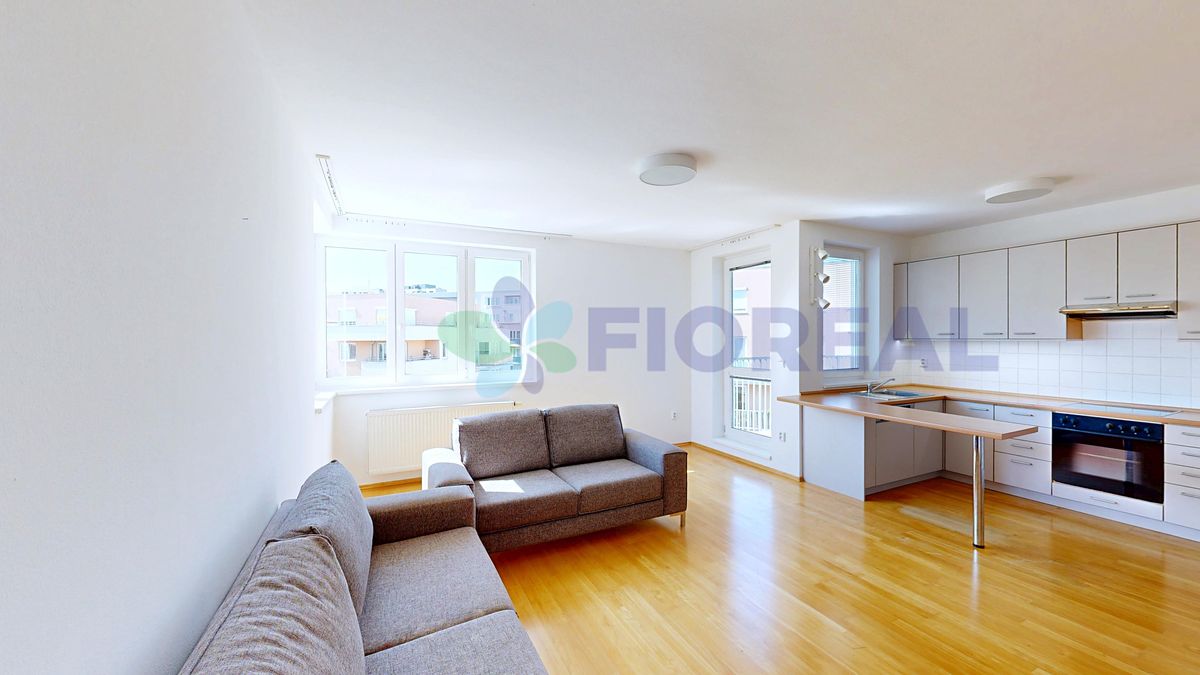 Pronájem bytu 3+kk 84 m²