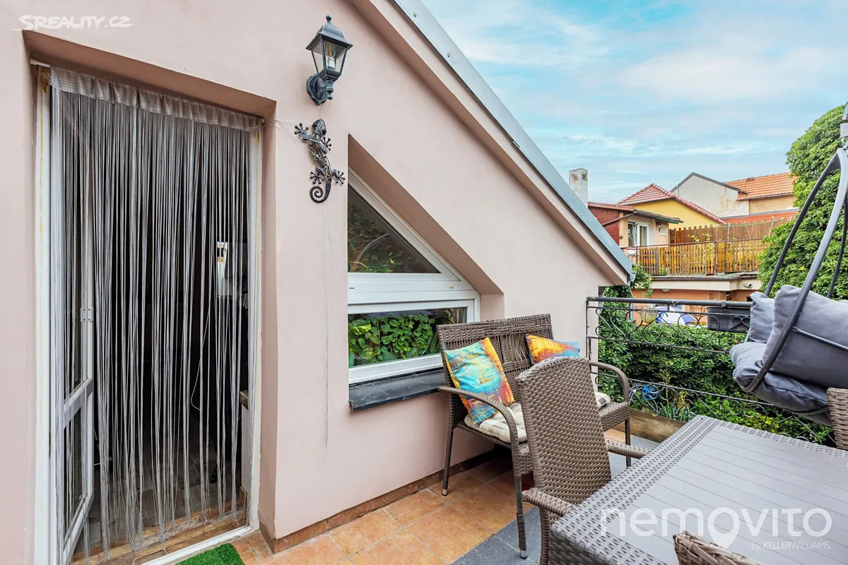 Prodej rodinného domu 151 m², pozemek 296 m² – pohled 5