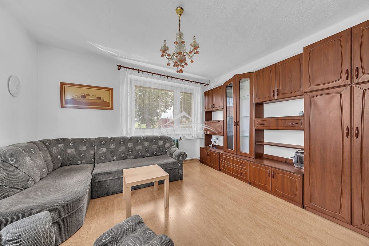 Prodej rodinného domu 190 m², pozemek 739 m² – fotografie 4