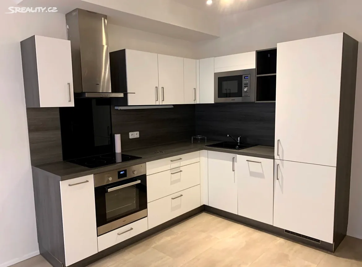 Pronájem bytu 2+kk 58 m² – pohled 5