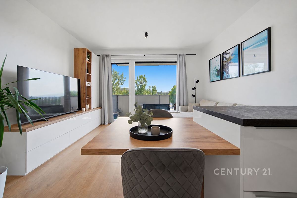 Pronájem bytu 2+kk 46 m²