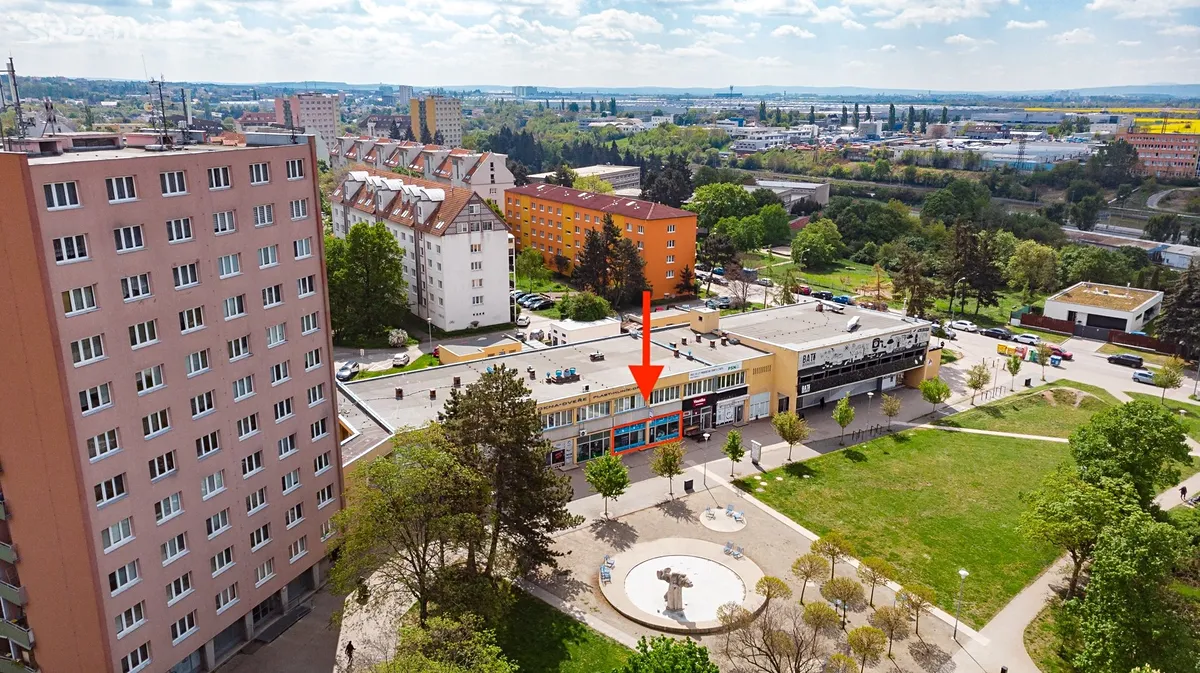 Pronájem kanceláře 12 m² – pohled 4