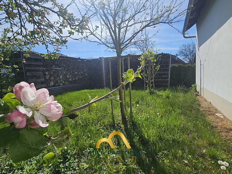 Prodej domu, 72 m² (42 z 58)