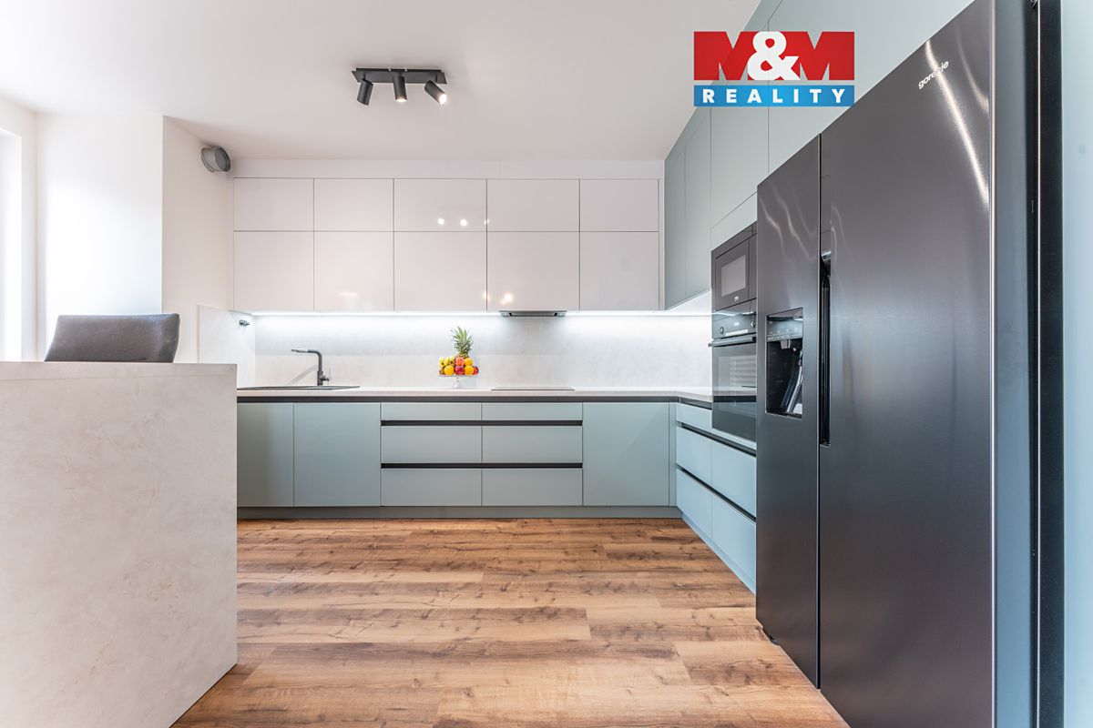 Pronájem bytu 3+kk 127 m²