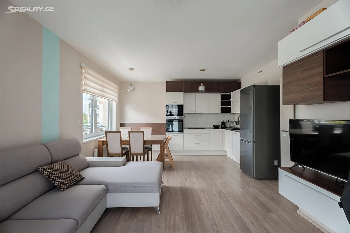 Pronájem bytu 3+kk 65 m², Praha