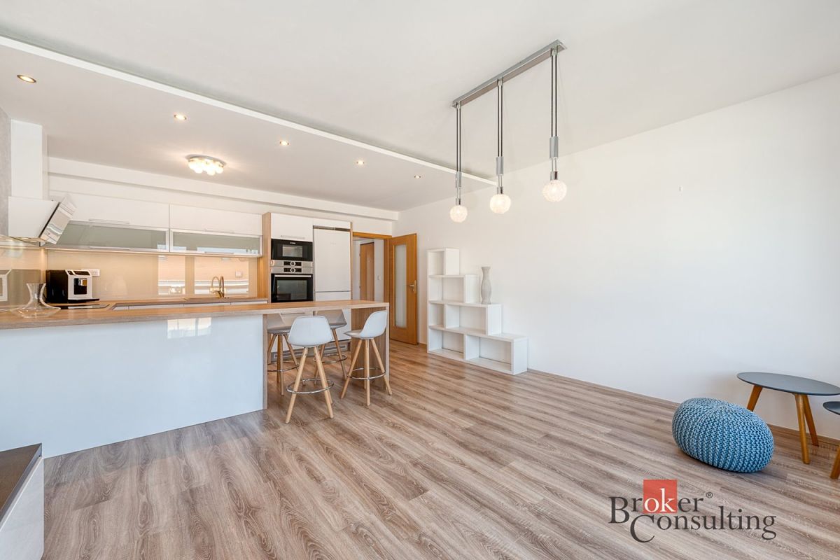 Pronájem bytu 2+kk 60 m²