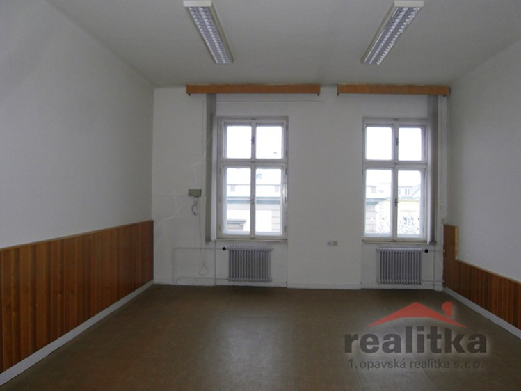 Комерційне приміщення в оренду, 220 м² (5 з 15)