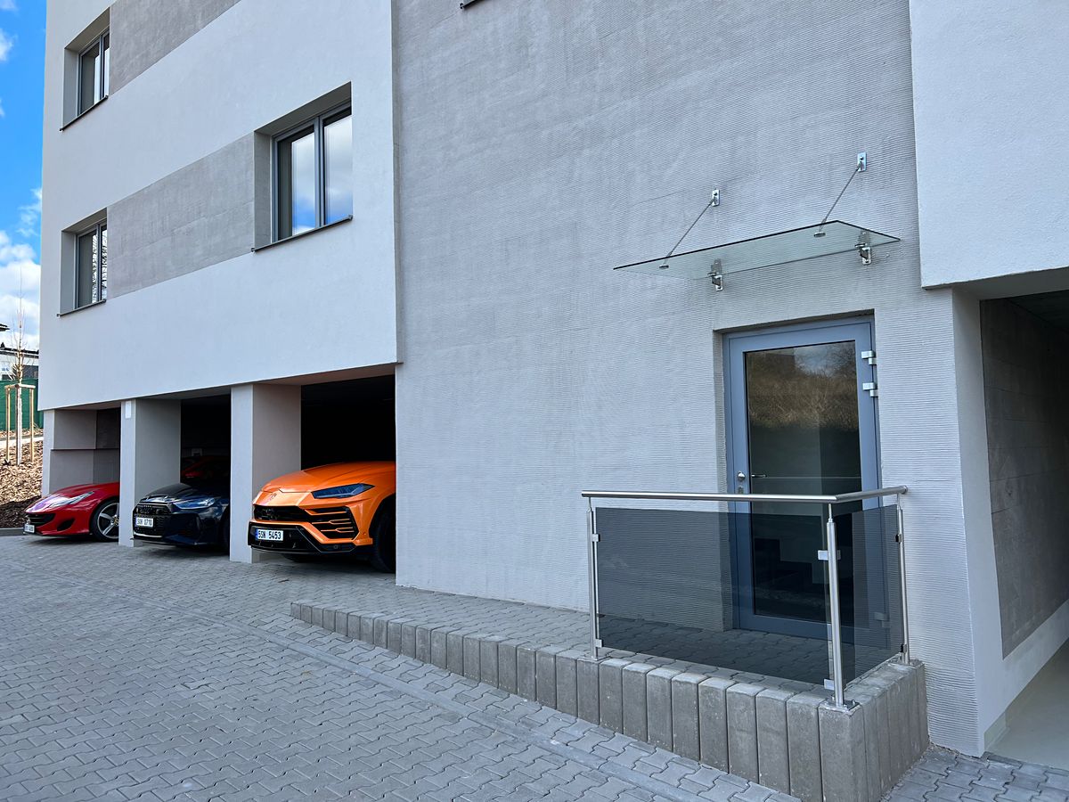 Pronájem bytu 3+kk 128 m² – fotografie 2