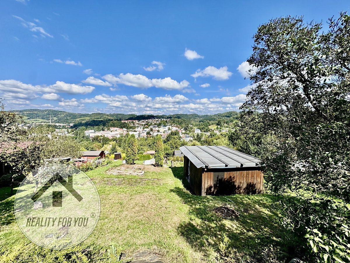 Prodej zahrady 400 m²