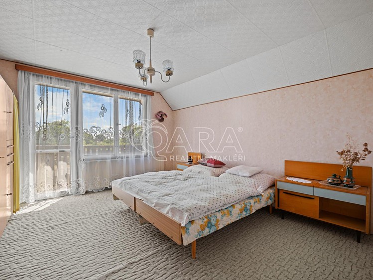 Prodej domu, 189 m² (26 z 45)