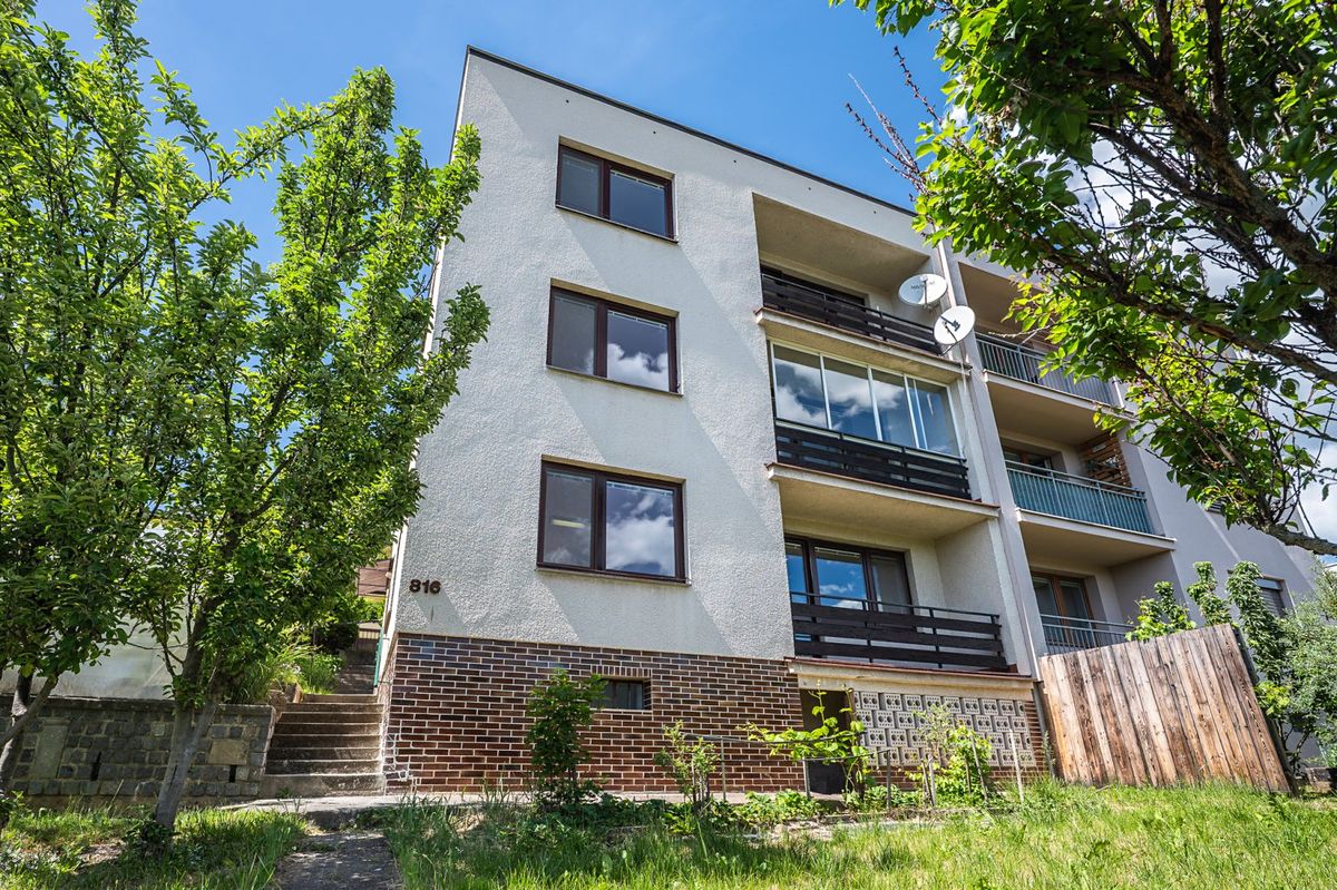 Prodej vily 366 m², pozemek 613 m² – fotografie 2