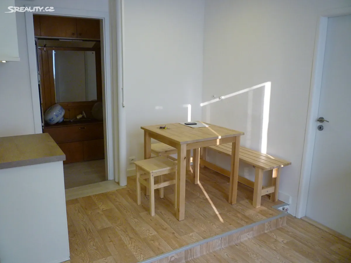 Prodej bytu 3+1 65 m² - Widok 2
