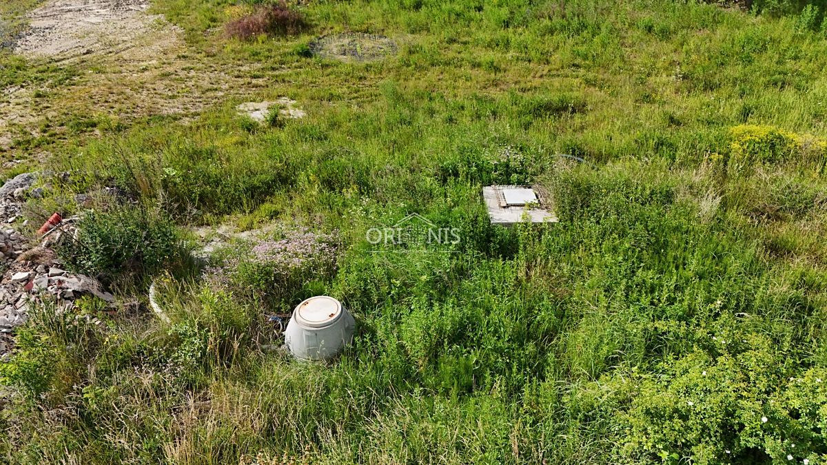 Prodej komerčního pozemku 5674 m² – fotografie 3