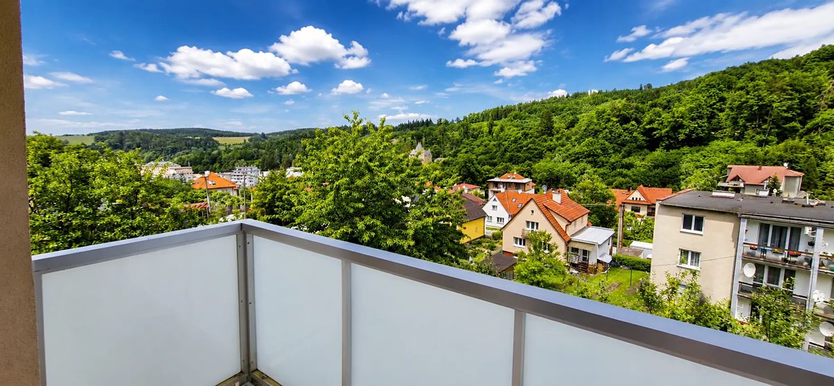 Pronájem bytu 3+1 68 m², Luhačovice – fotka 1 z 3