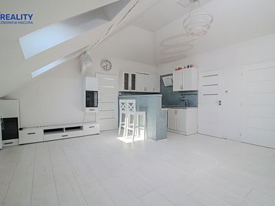 Prodej obchodního prostoru 360 m²