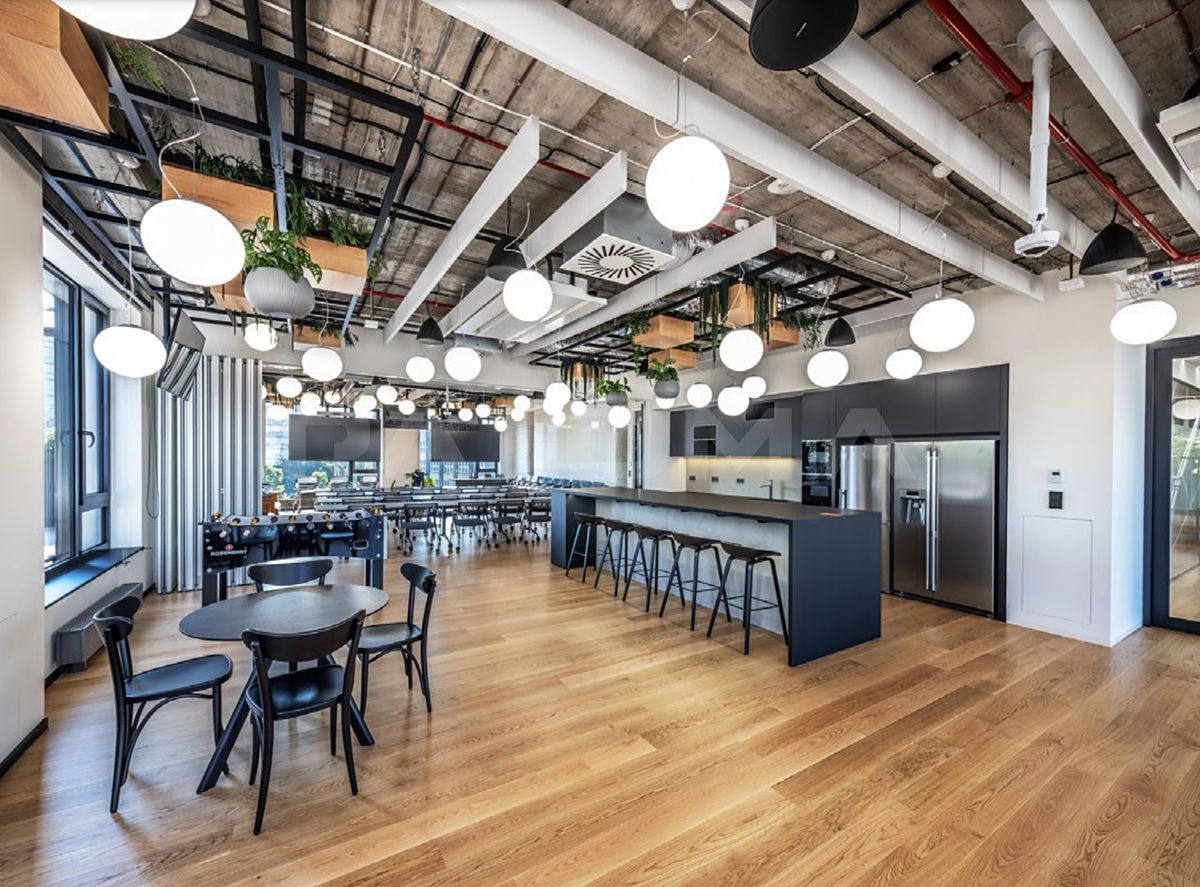 Pronájem kanceláře 912 m² – fotografie 4