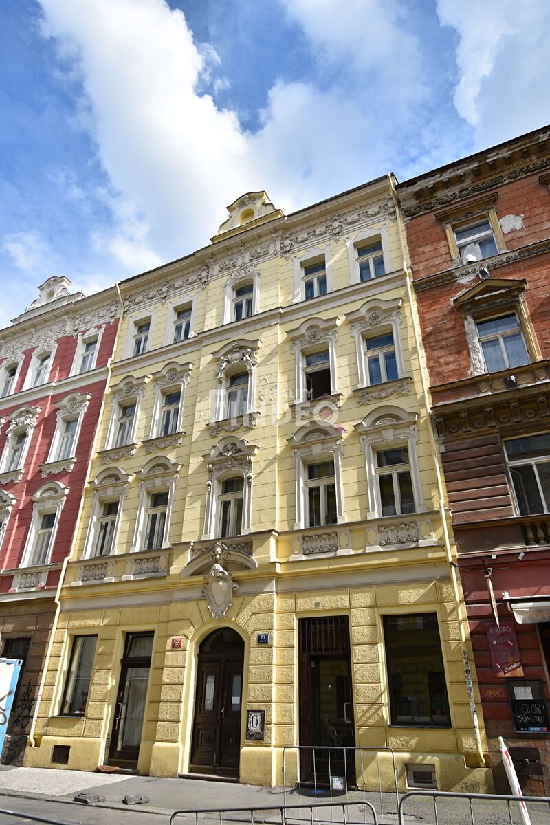 Pronájem bytu 1+kk 40 m²