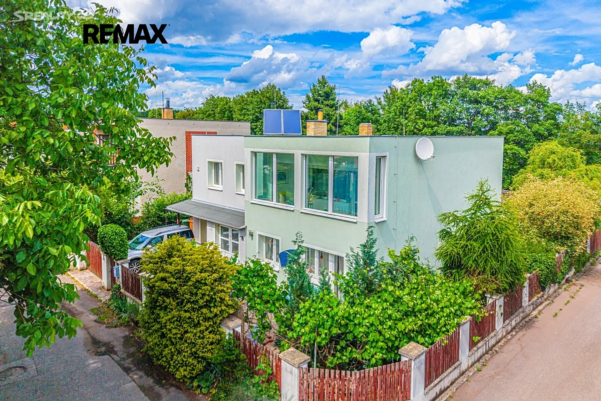 Prodej rodinného domu 190 m², pozemek 598 m² – pohled 2