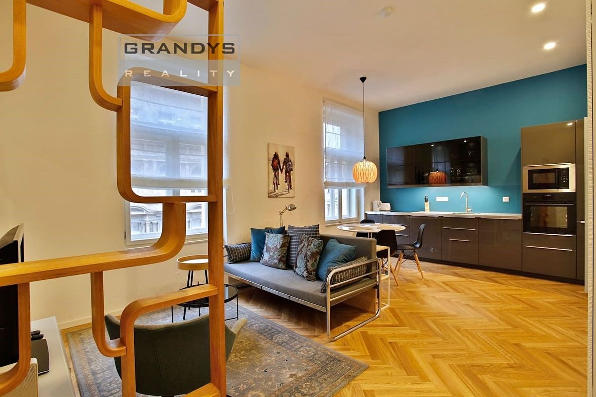 Pronájem bytu 2+kk 40 m²