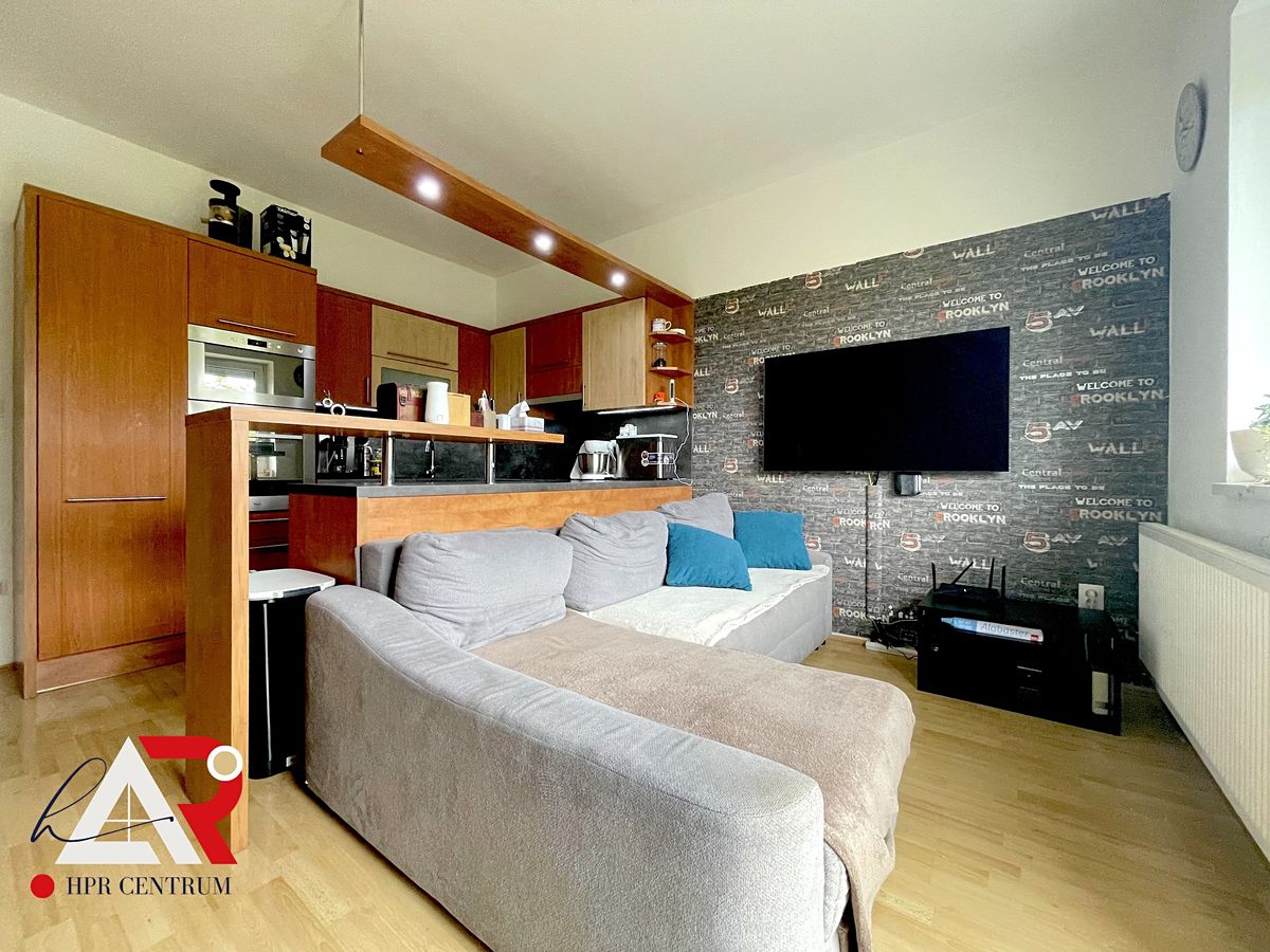 Pronájem bytu 3+kk 74 m²