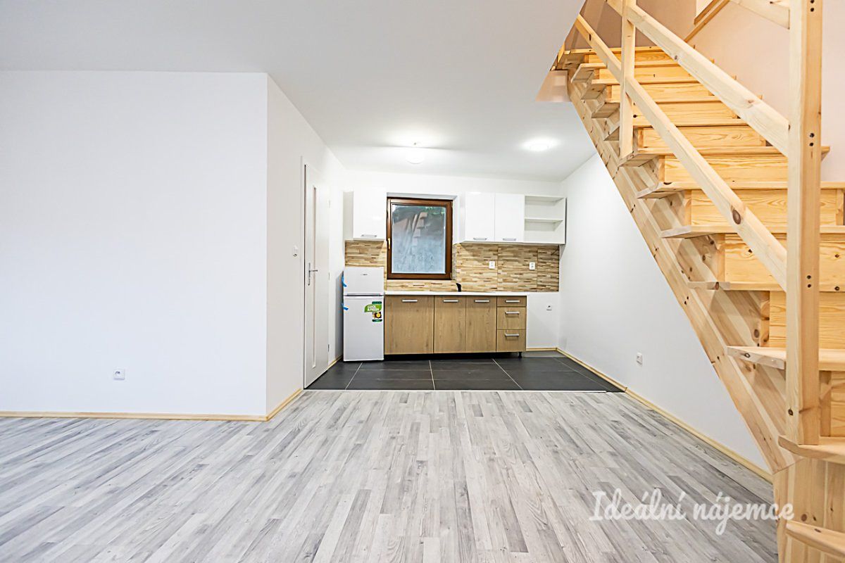 Pronájem bytu 2+kk 49 m²