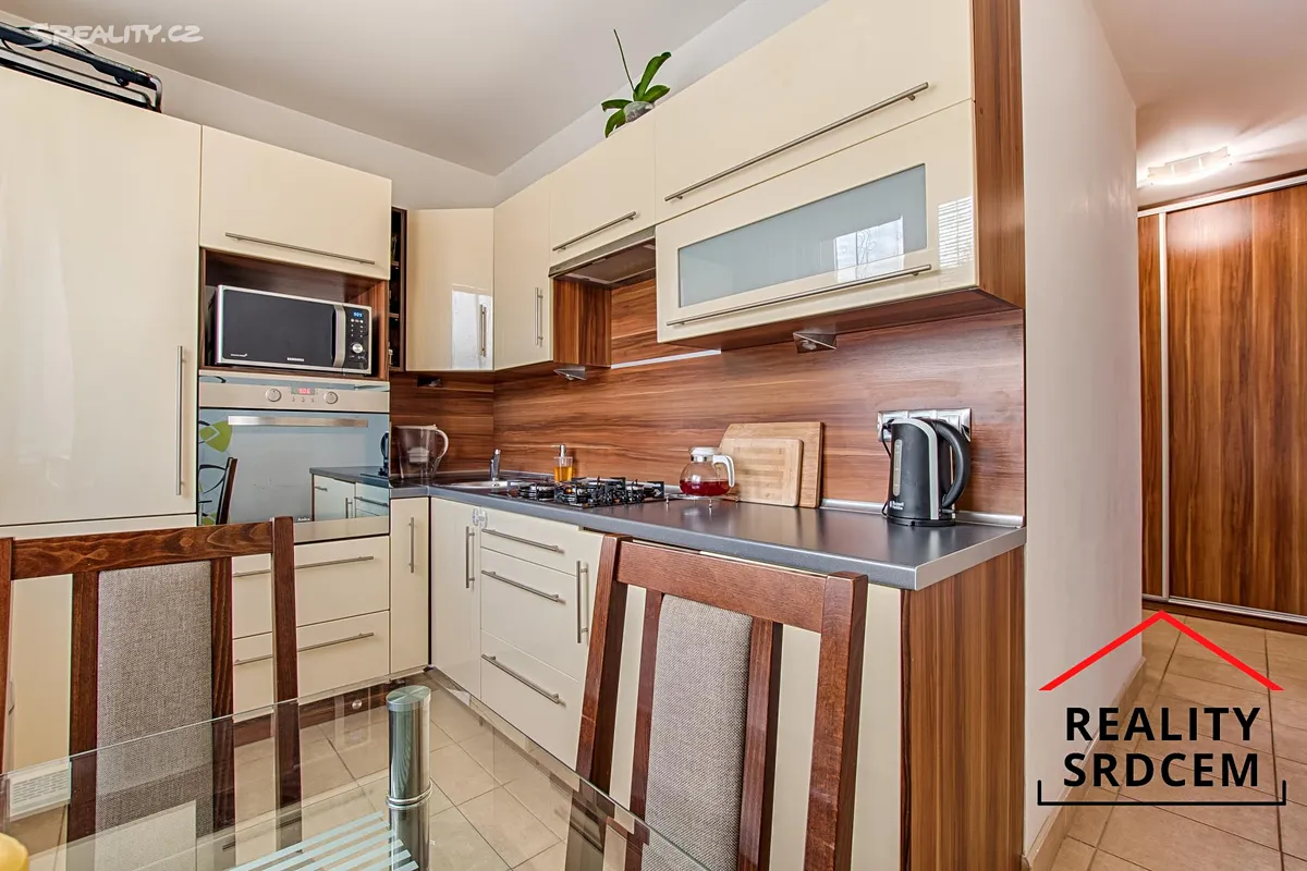 Pronájem bytu 2+1 55 m², Karviná