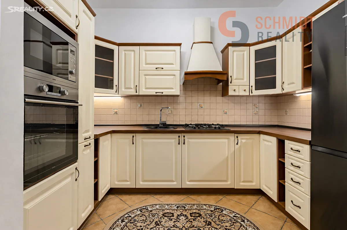 Prodej vícegeneračního domu 210 m², pozemek 503 m² – pohled 4