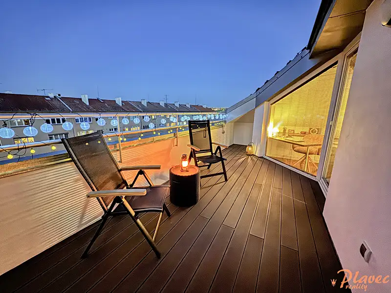 Prodej bytu 2+kk 77 m², Praha – náhled fotky 2
