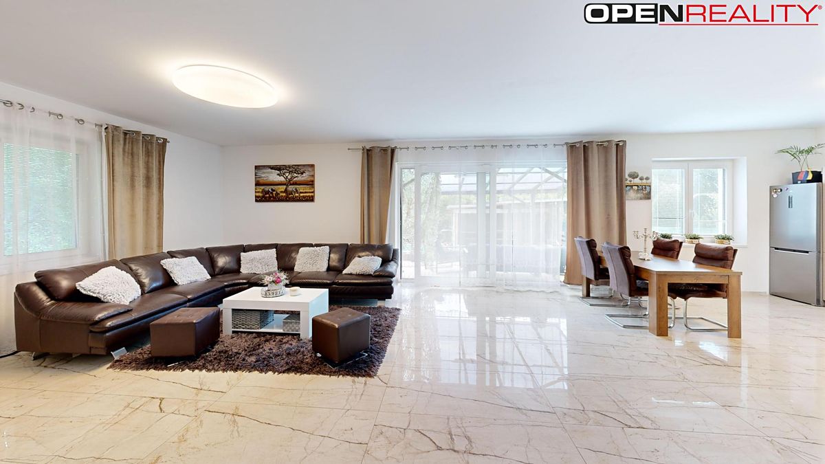 Prodej rodinného domu 176 m², pozemek 701 m² – fotografie 5