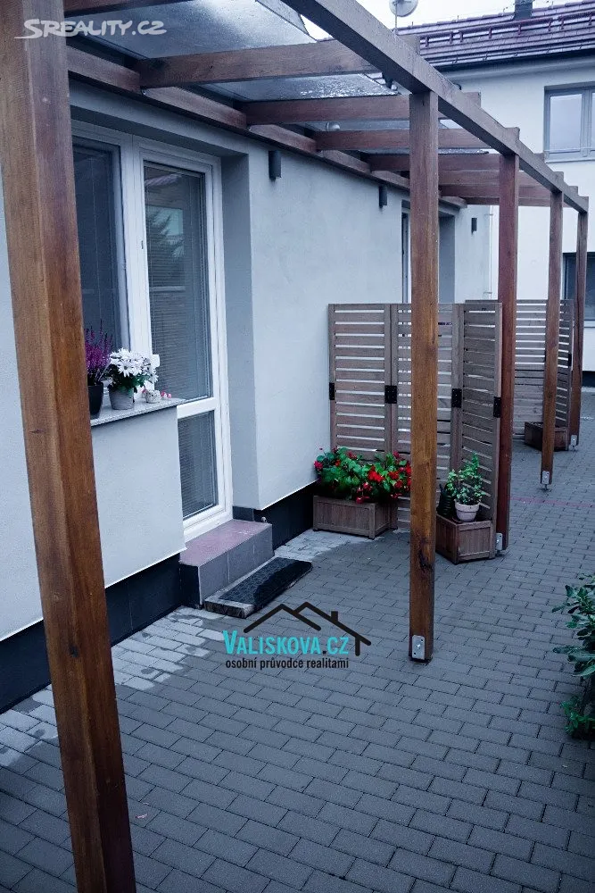Pronájem bytu 1+kk 28 m², Kroměříž