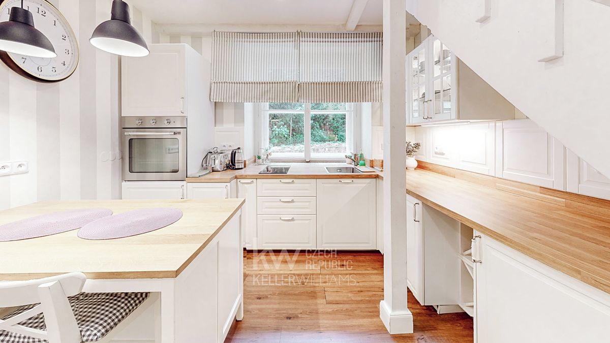 Pronájem bytu 1+1 32 m²