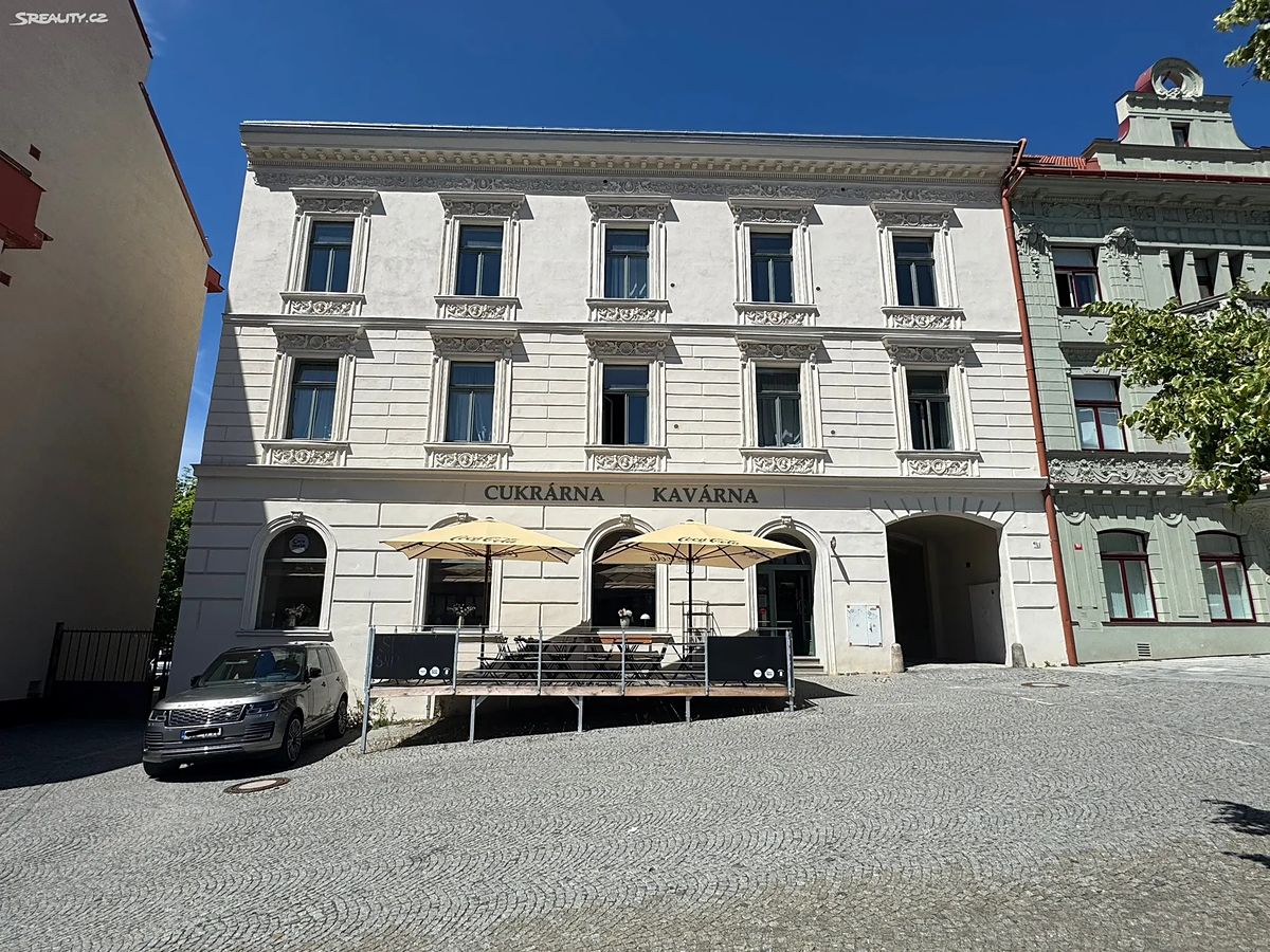 Pronájem bytu 1+kk 40 m²