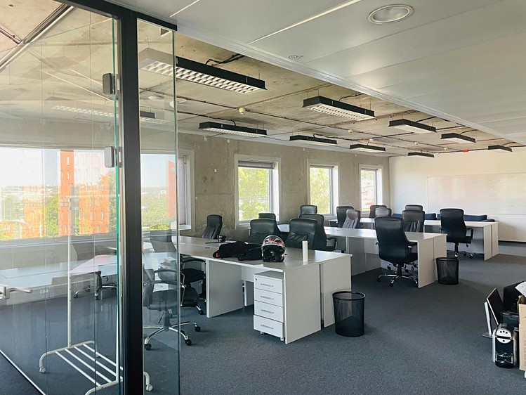 Pronájem komerčního prostoru, 329 m² (3 z 5)