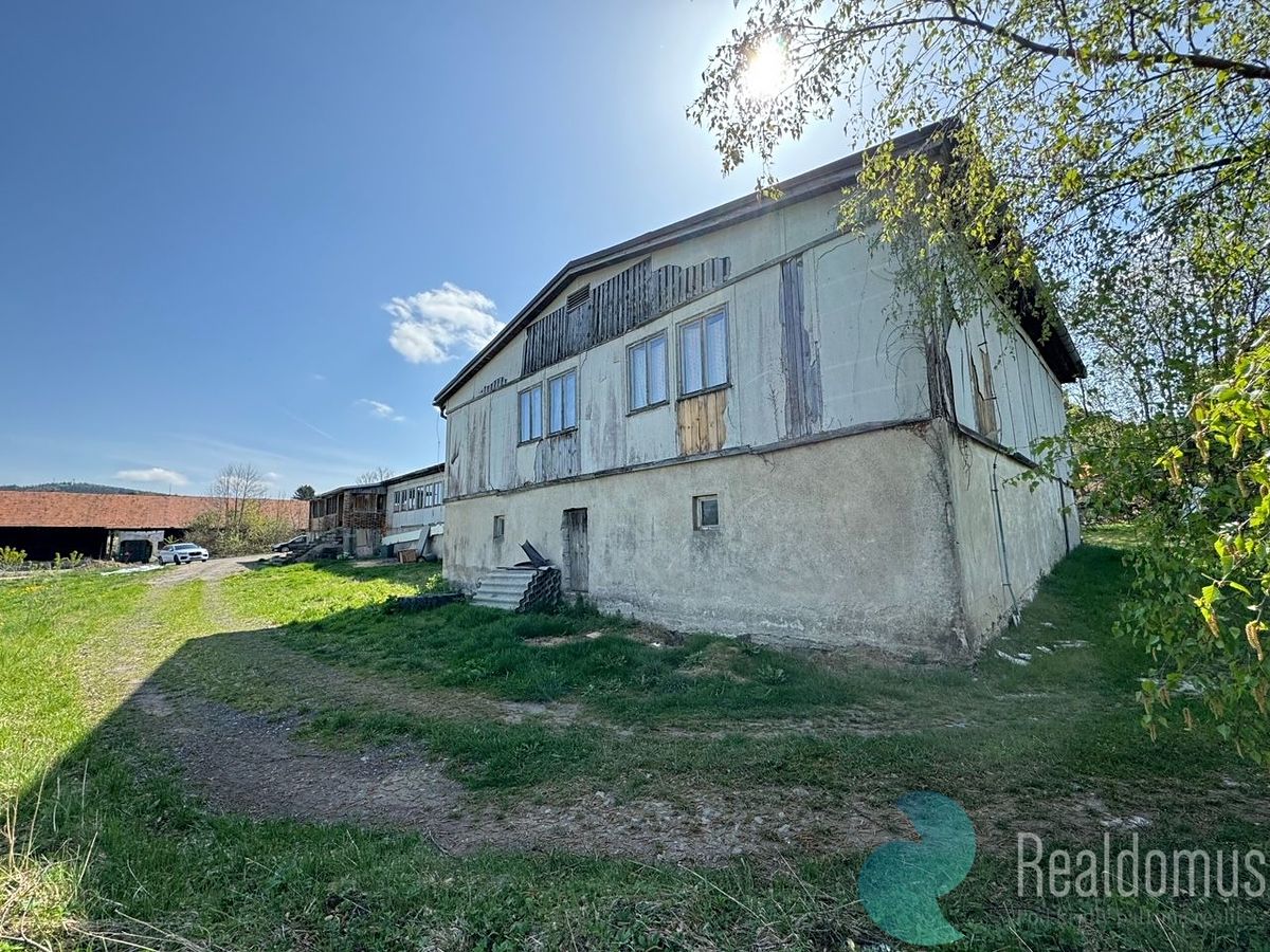 Prodej zemědělské usedlosti 550 m², pozemek 608 m²
