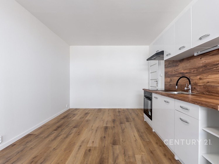 Pronájem bytu 2+kk, 35 m² (5 z 15)