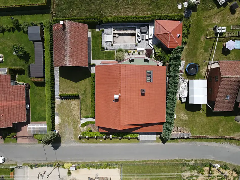 Prodej rodinného domu 250 m², pozemek 1002 m², Klenčí pod Čerchovem – náhled fotky 3
