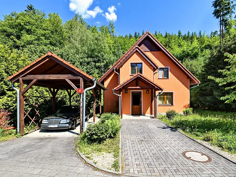 Prodej rodinného domu 162 m², pozemek 616 m², Karlovy Vary – náhled fotky 1