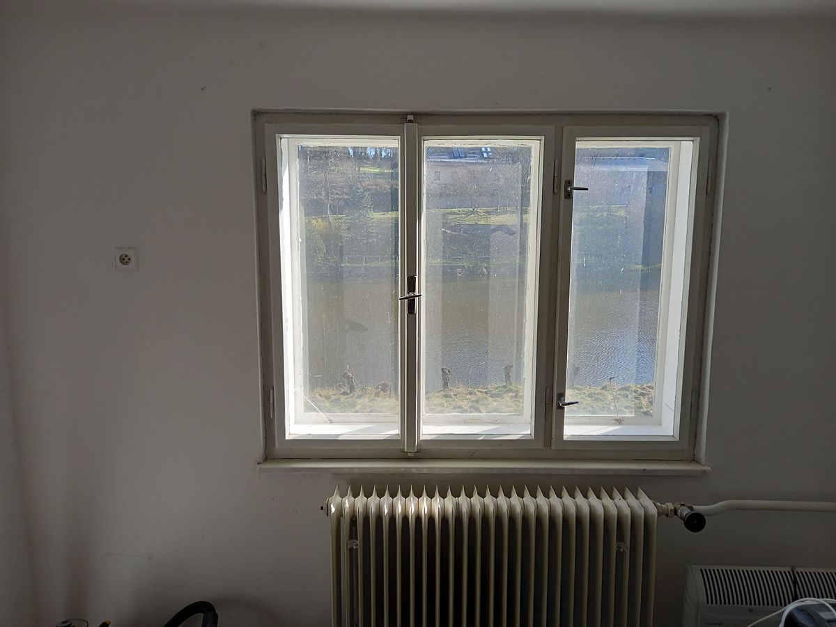 Prodej rodinného domu 254 m², pozemek 715 m² – fotografie 3