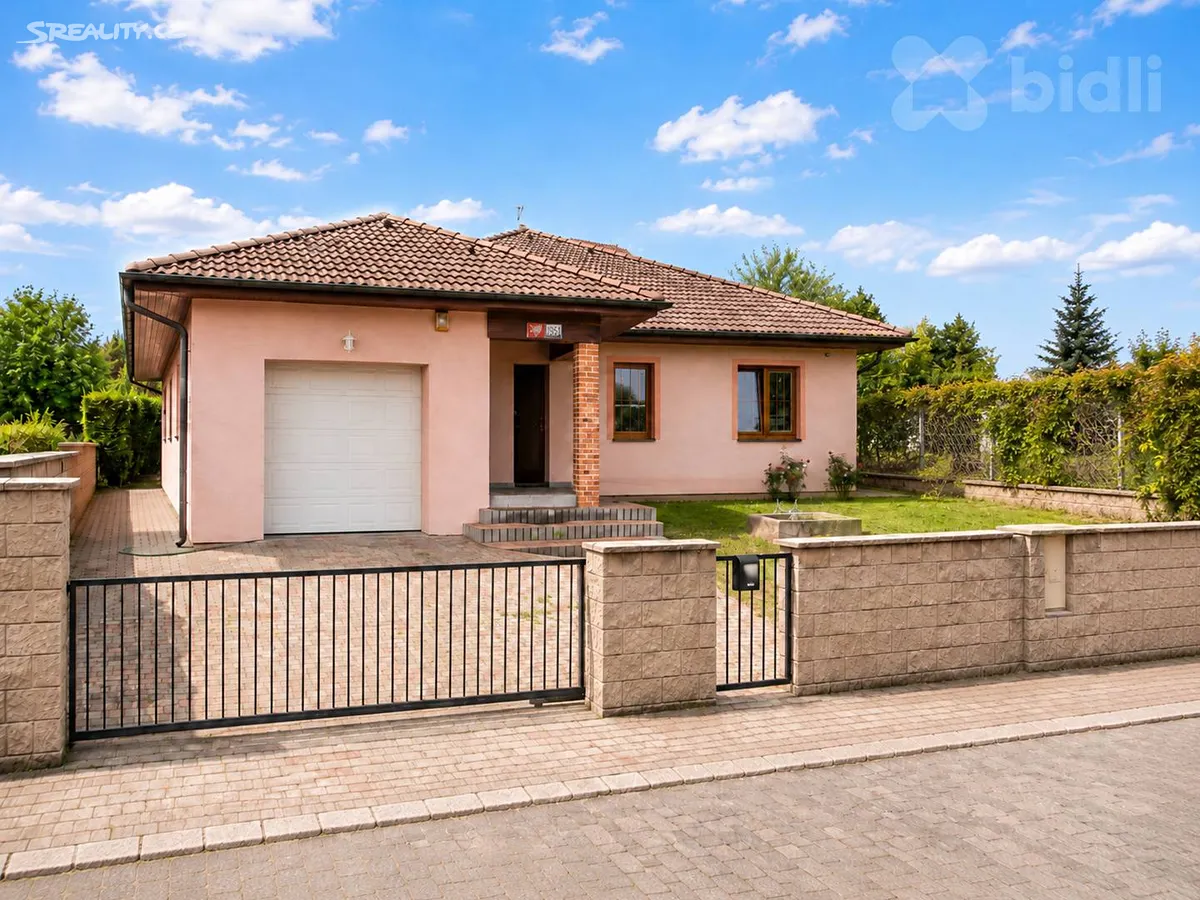 Prodej rodinného domu 220 m², pozemek 715 m², Pod Karlovarskou silnicí